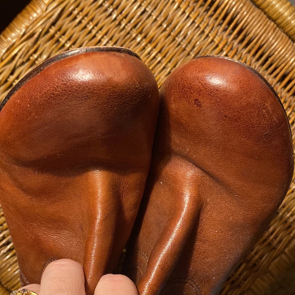 Frye Carson Wedge Bootie size 8 - Picture 4 of 7